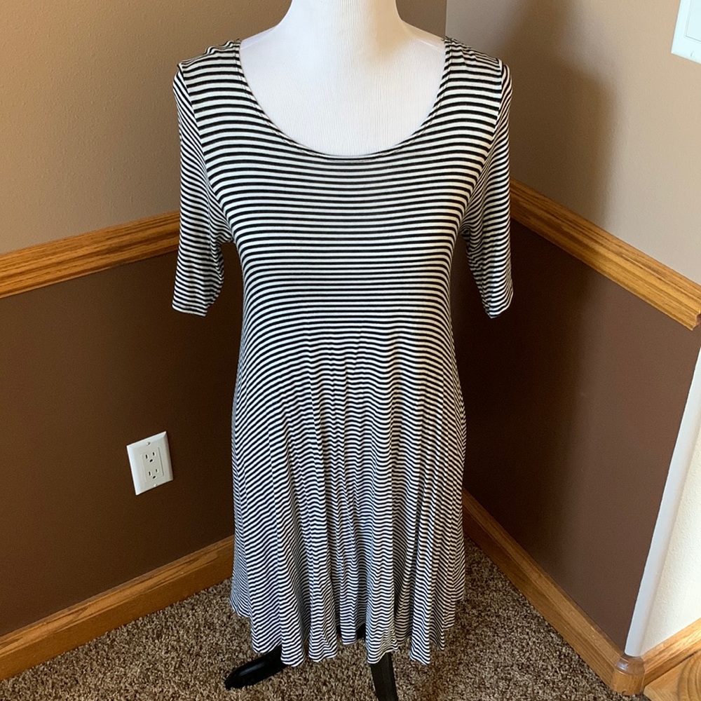 Alya Dress